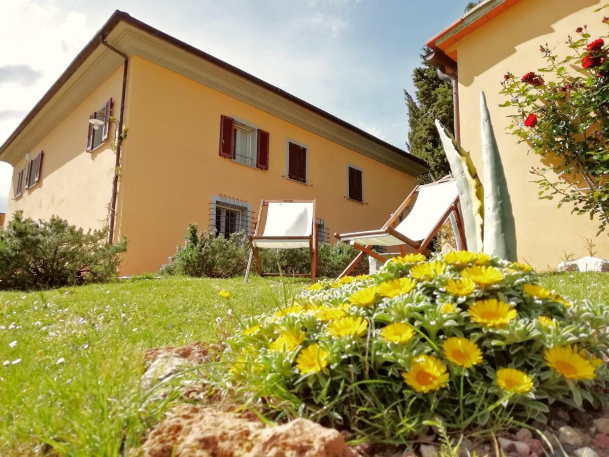 Bed and Breakfast Il Montelletto Санта-Луче Екстер'єр фото